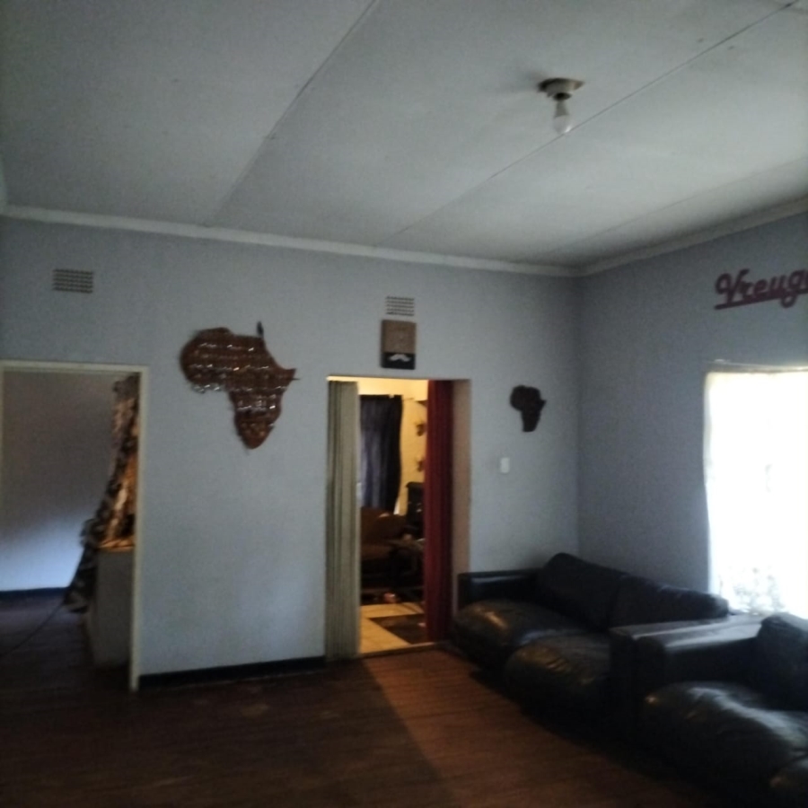 3 Bedroom Property for Sale in Salies Village Gauteng