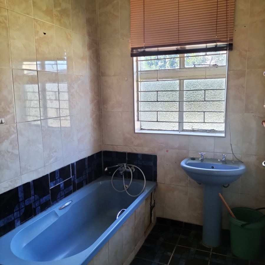 3 Bedroom Property for Sale in Salies Village Gauteng