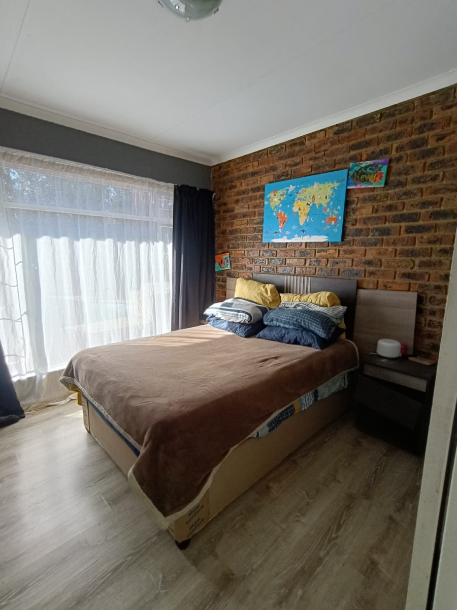 3 Bedroom Property for Sale in Vanderbijlpark SE 4 Gauteng