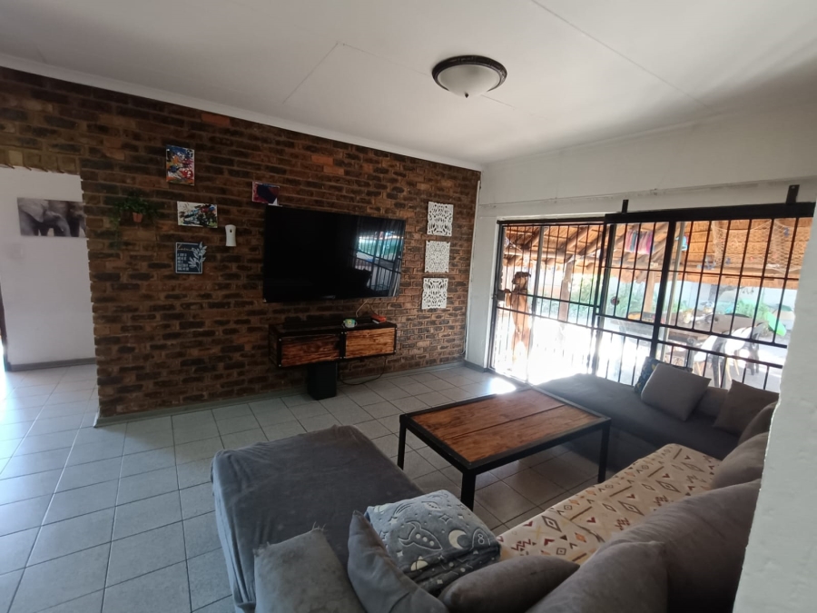 3 Bedroom Property for Sale in Vanderbijlpark SE 4 Gauteng