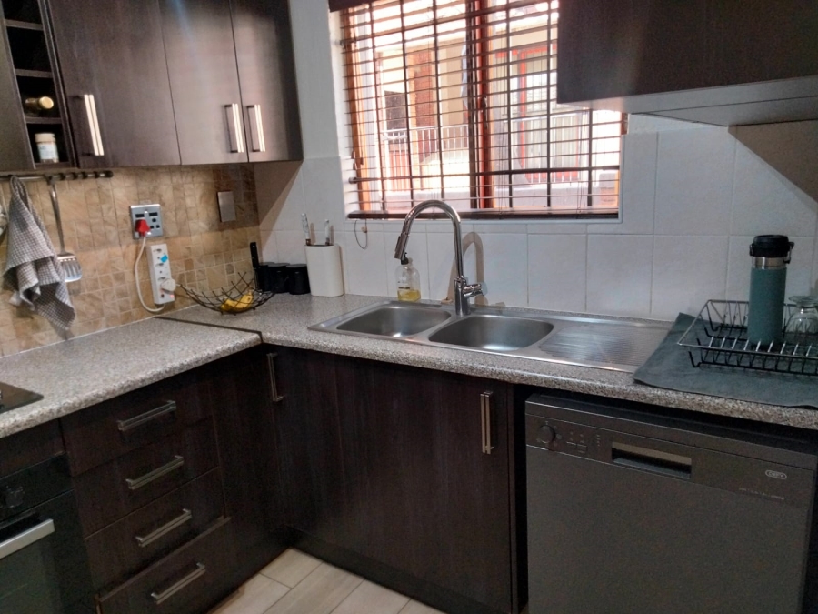 3 Bedroom Property for Sale in Sundowner Gauteng