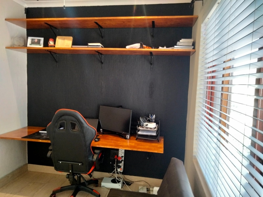 3 Bedroom Property for Sale in Sundowner Gauteng