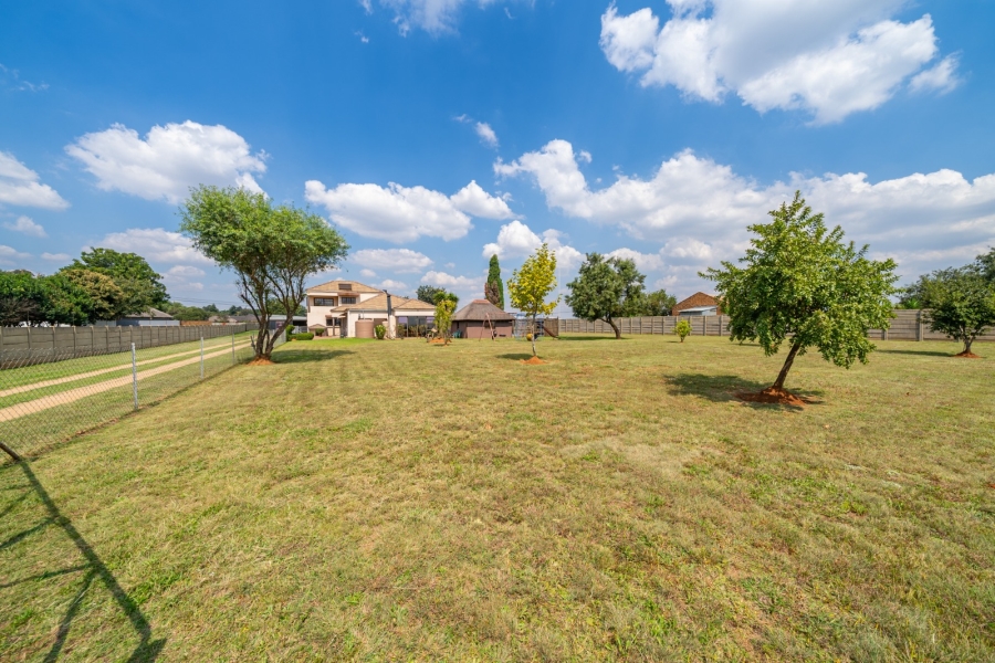 5 Bedroom Property for Sale in Benoni AH Gauteng
