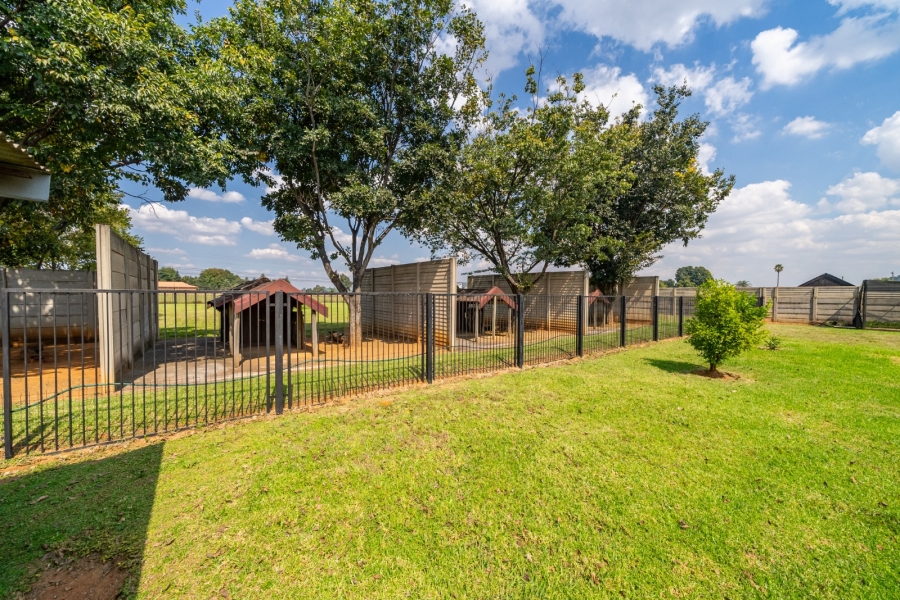 5 Bedroom Property for Sale in Benoni AH Gauteng