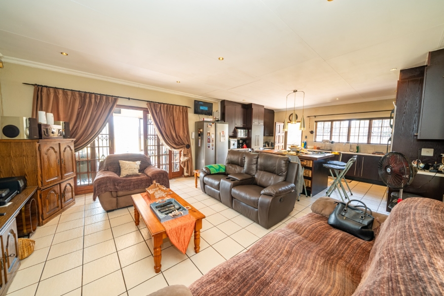 5 Bedroom Property for Sale in Benoni AH Gauteng