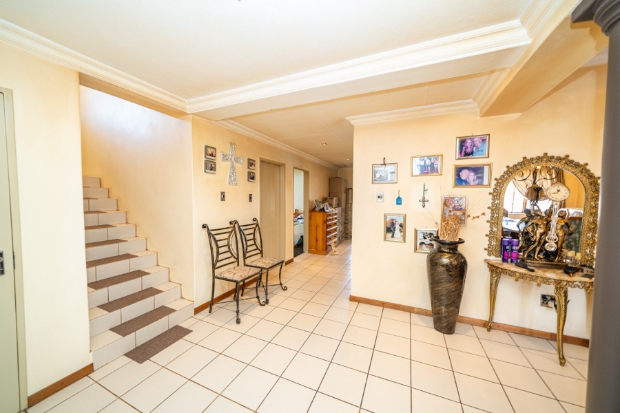 5 Bedroom Property for Sale in Benoni AH Gauteng