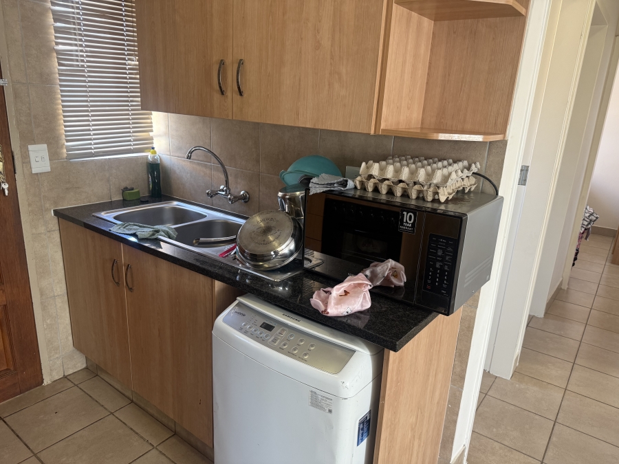 2 Bedroom Property for Sale in Thatch Hill Estate Gauteng