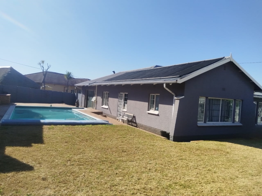 4 Bedroom Property for Sale in Primrose Gauteng
