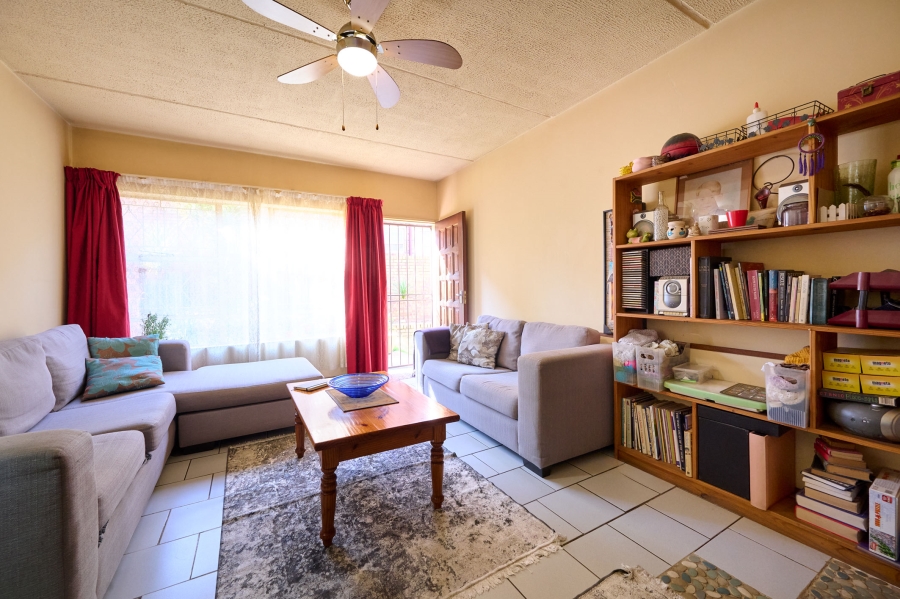 2 Bedroom Property for Sale in Vorna Valley Gauteng