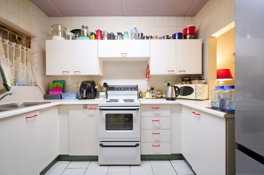 2 Bedroom Property for Sale in Vorna Valley Gauteng