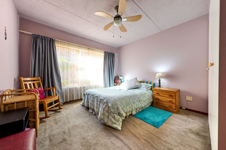 2 Bedroom Property for Sale in Vorna Valley Gauteng