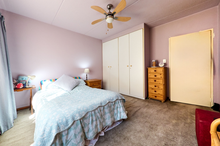 2 Bedroom Property for Sale in Vorna Valley Gauteng