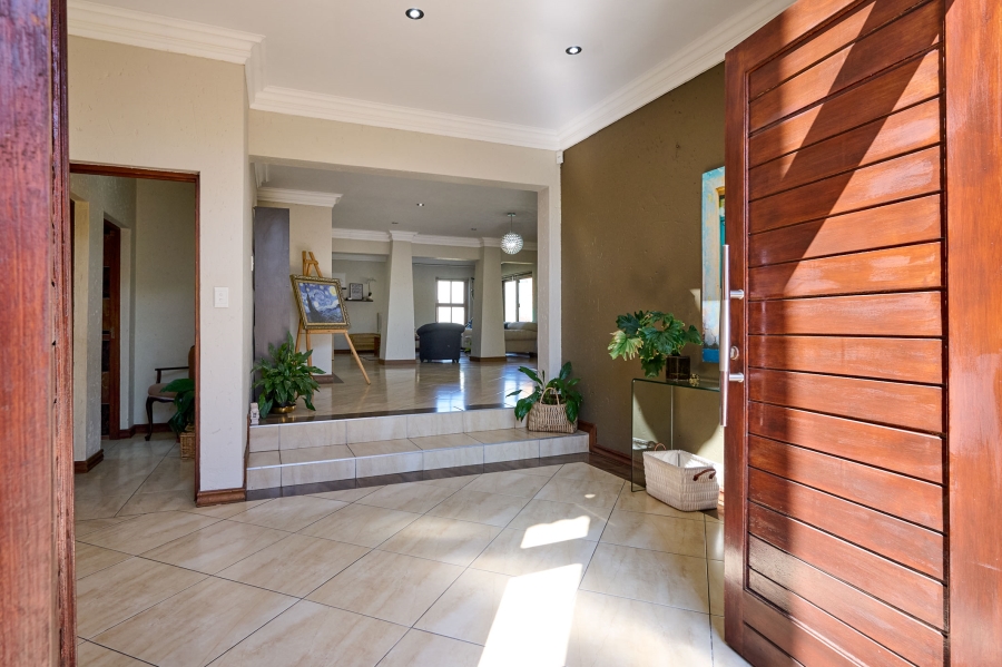 4 Bedroom Property for Sale in Carlswald North Estate Gauteng