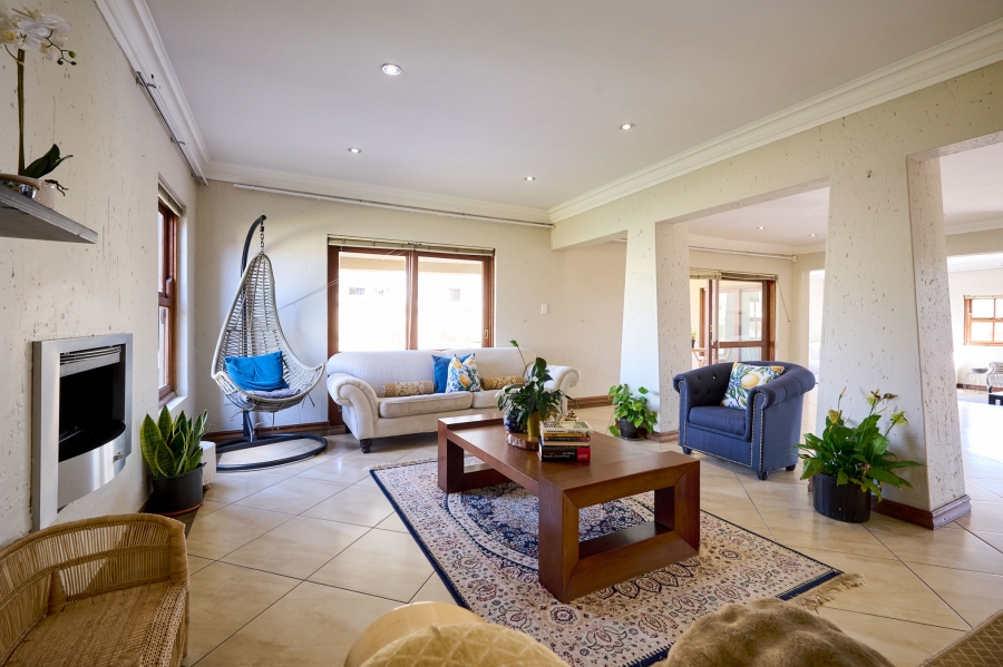 4 Bedroom Property for Sale in Carlswald North Estate Gauteng