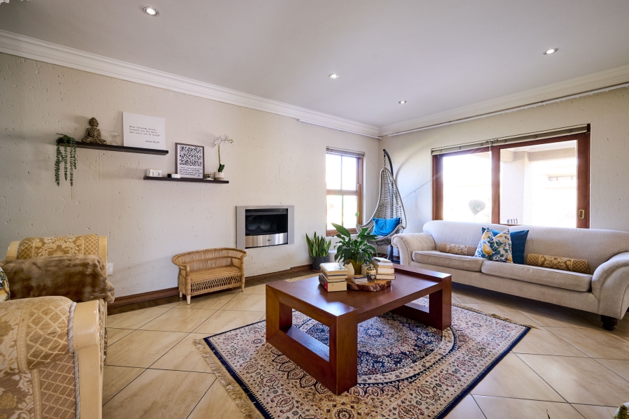 4 Bedroom Property for Sale in Carlswald North Estate Gauteng