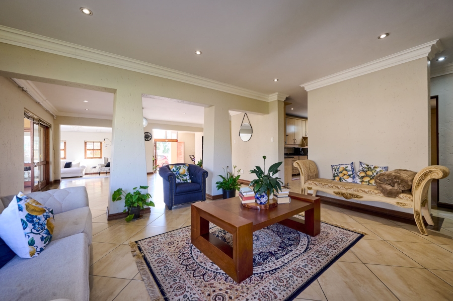 4 Bedroom Property for Sale in Carlswald North Estate Gauteng
