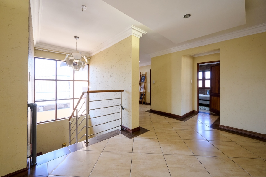 4 Bedroom Property for Sale in Carlswald North Estate Gauteng