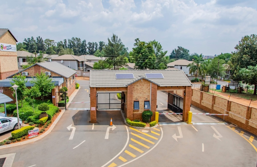 2 Bedroom Property for Sale in Olympus AH Gauteng