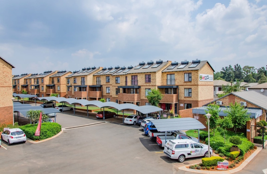 2 Bedroom Property for Sale in Olympus AH Gauteng