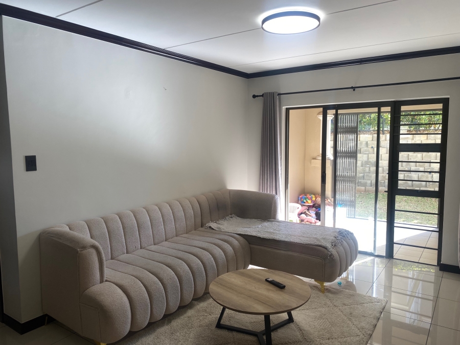 2 Bedroom Property for Sale in Blue Hills Gauteng