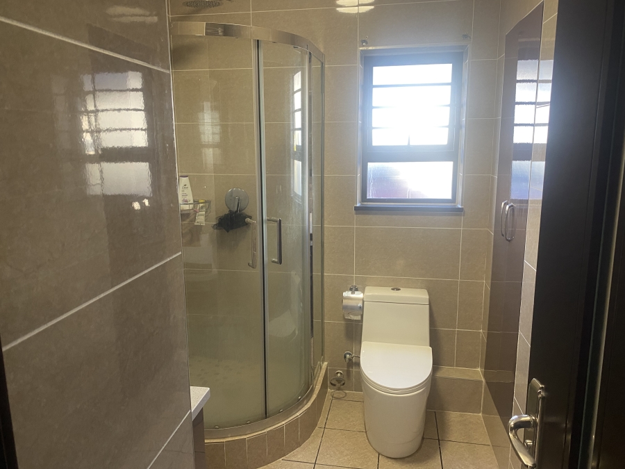 2 Bedroom Property for Sale in Blue Hills Gauteng