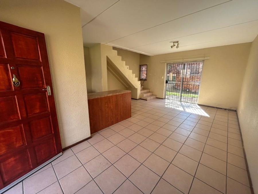 2 Bedroom Property for Sale in Halfway Gardens Gauteng