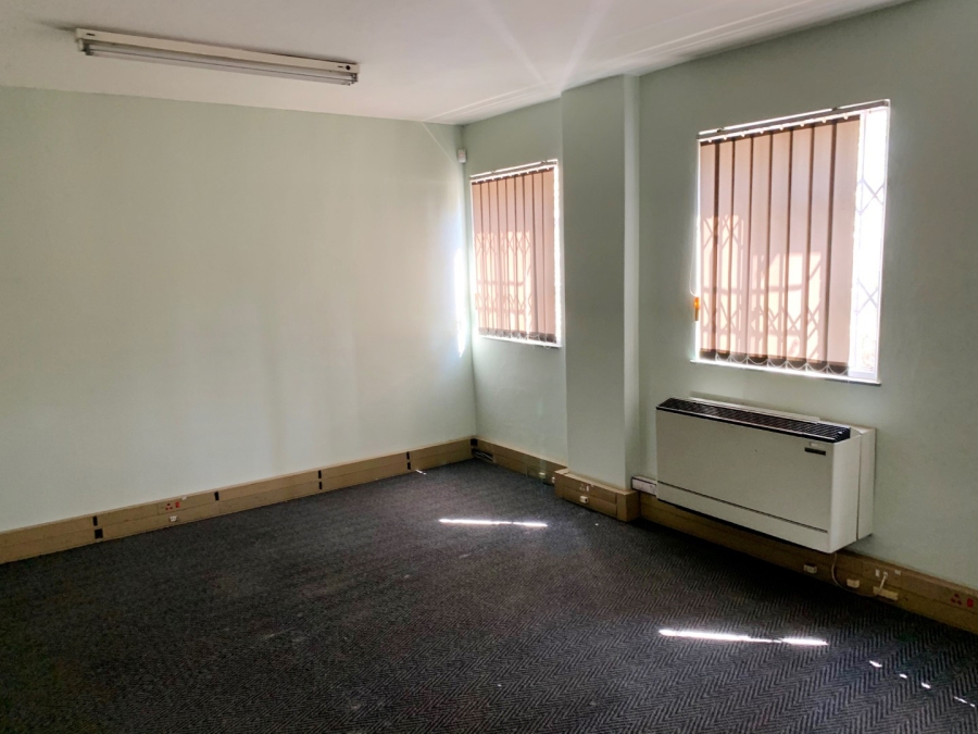 To Let Commercial Property for Rent in Spartan Gauteng