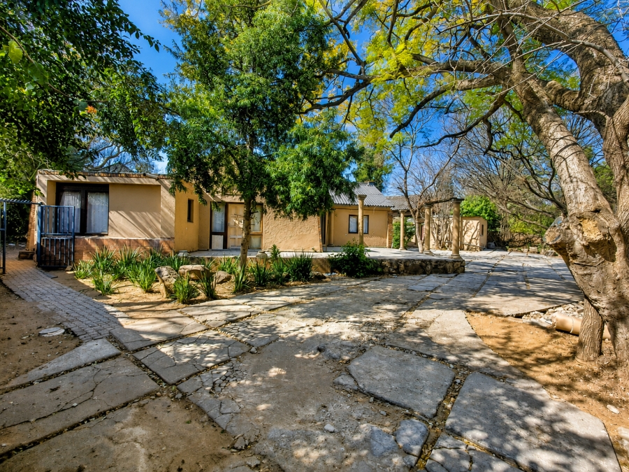 5 Bedroom Property for Sale in Craighall Park Gauteng