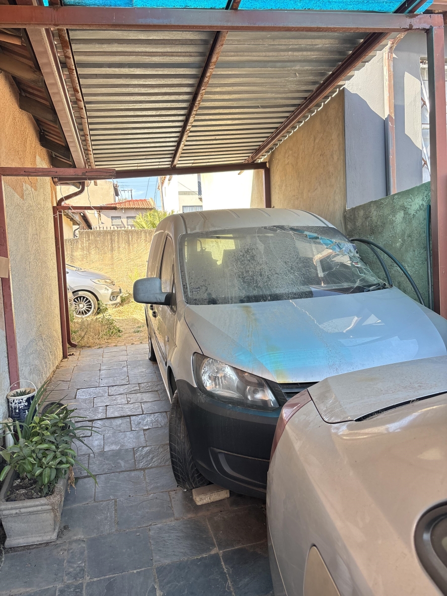 To Let 3 Bedroom Property for Rent in Clayville Gauteng