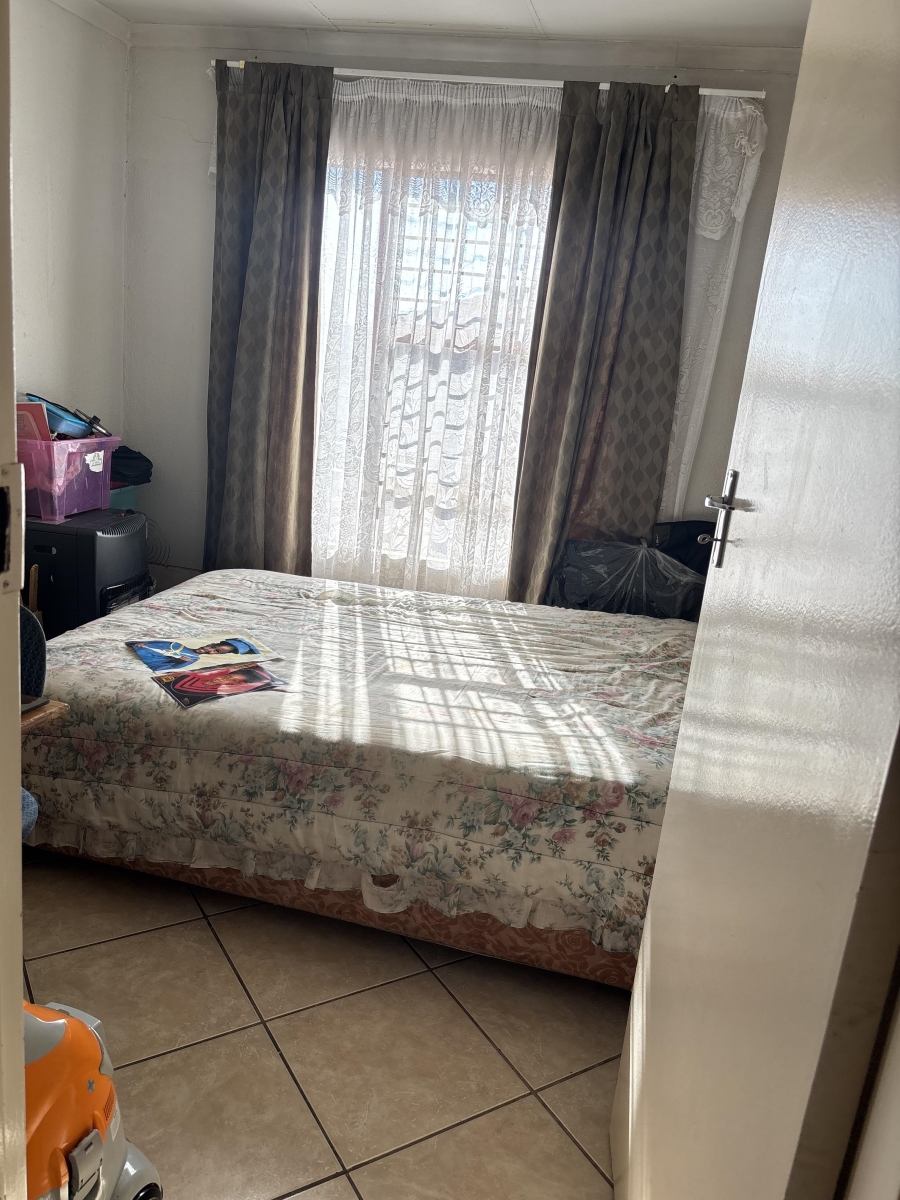 3 Bedroom Property for Sale in Clayville Gauteng
