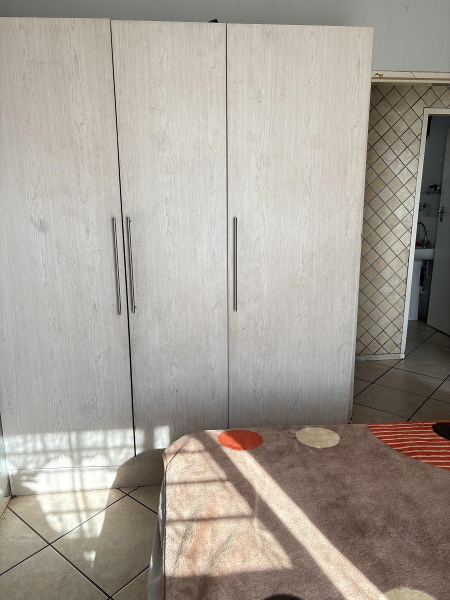 3 Bedroom Property for Sale in Clayville Gauteng
