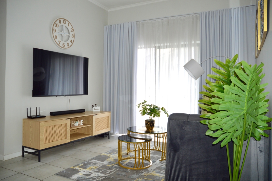 To Let 1 Bedroom Property for Rent in Witfield Gauteng