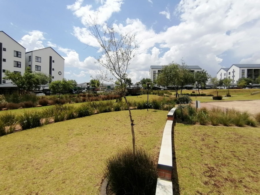 To Let 1 Bedroom Property for Rent in Witfield Gauteng