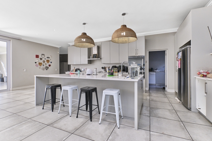 4 Bedroom Property for Sale in Bryanston Gauteng