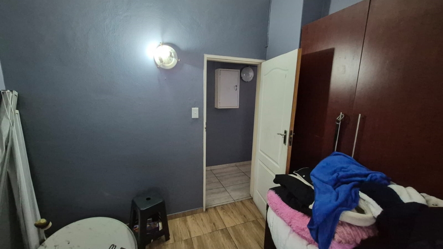 2 Bedroom Property for Sale in Johannesburg Central Gauteng