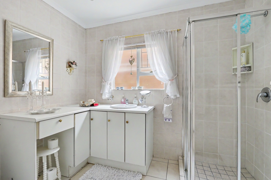 3 Bedroom Property for Sale in Honeydew Manor Gauteng
