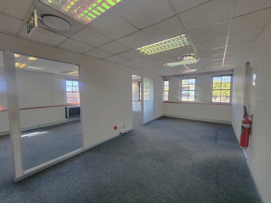 To Let Commercial Property for Rent in Chislehurston Gauteng