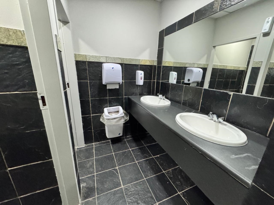 To Let Commercial Property for Rent in Corporate Park Gauteng