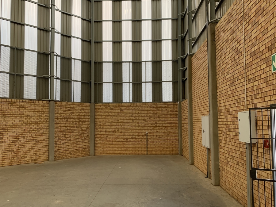 To Let Commercial Property for Rent in Linbro Park Gauteng