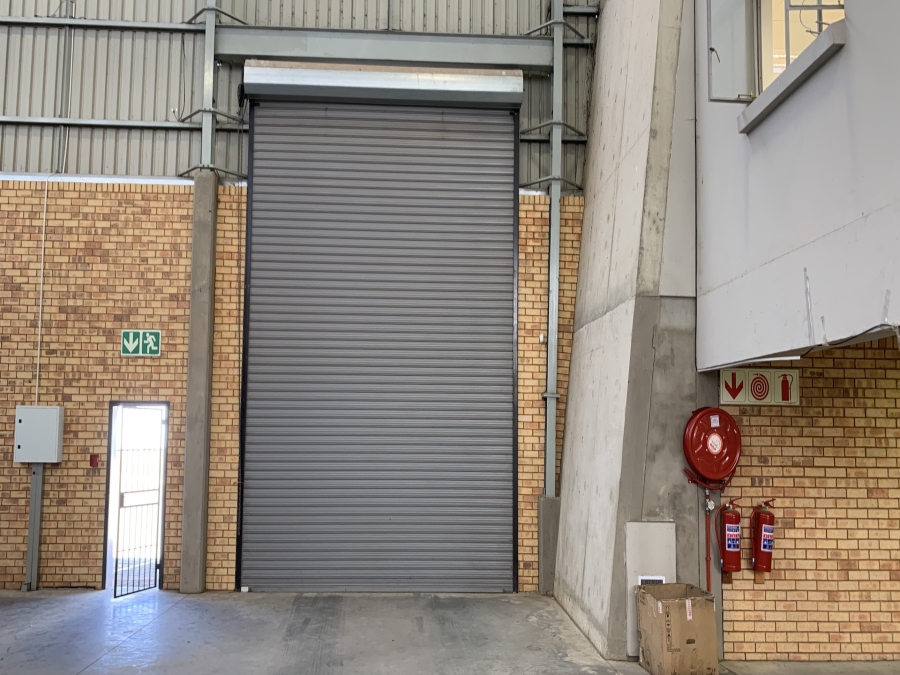 To Let Commercial Property for Rent in Linbro Park Gauteng