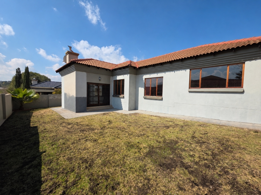 3 Bedroom Property for Sale in Thatchfield Estate Gauteng