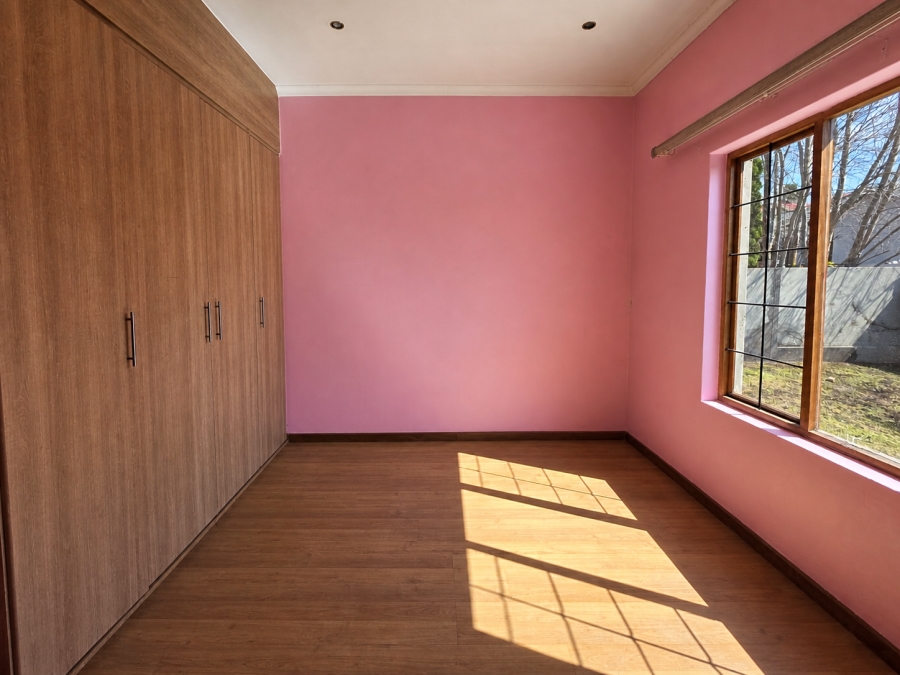 3 Bedroom Property for Sale in Thatchfield Estate Gauteng