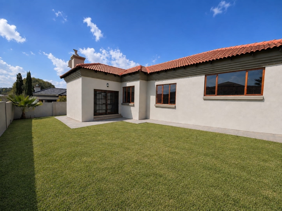 3 Bedroom Property for Sale in Thatchfield Estate Gauteng