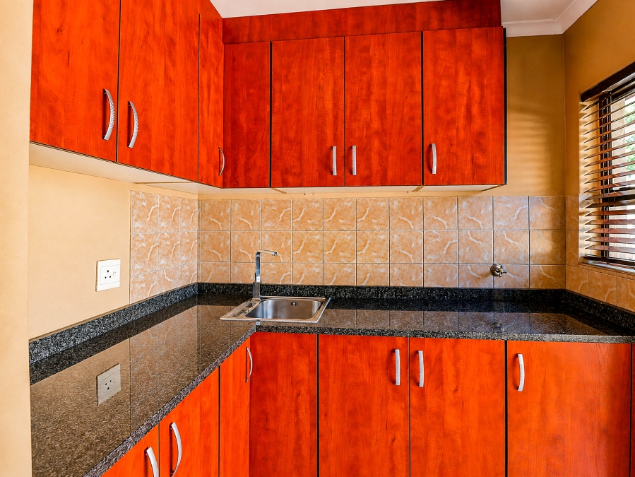 3 Bedroom Property for Sale in Thatchfield Estate Gauteng