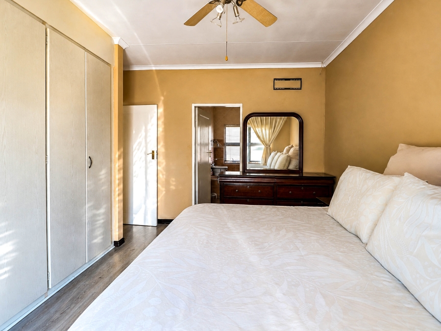 3 Bedroom Property for Sale in Thatchfield Estate Gauteng