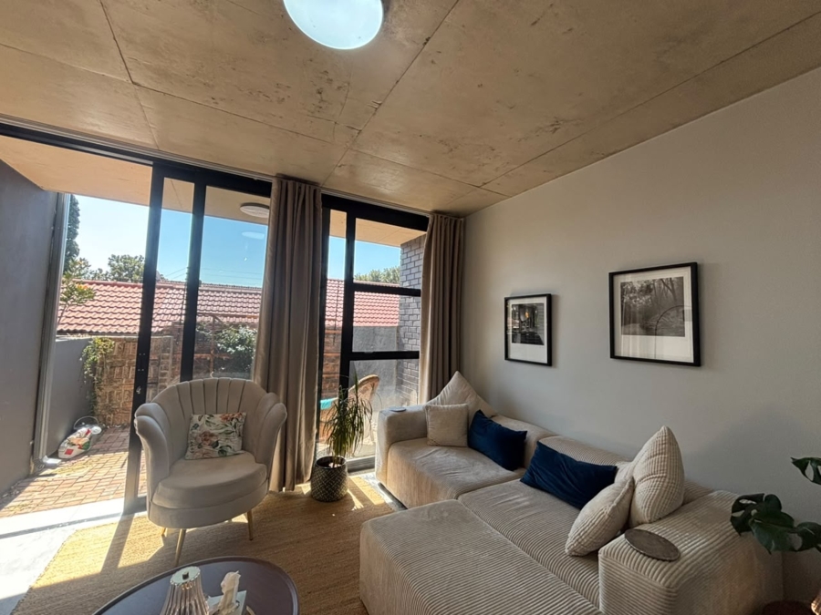 To Let 2 Bedroom Property for Rent in Alphen Park Gauteng