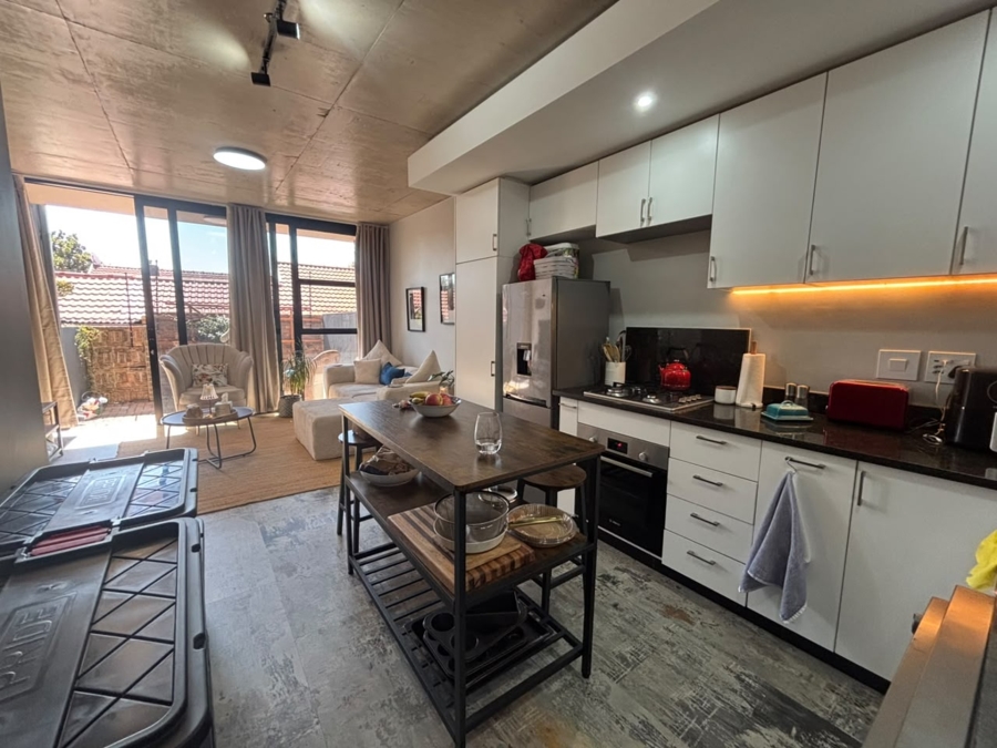 To Let 2 Bedroom Property for Rent in Alphen Park Gauteng
