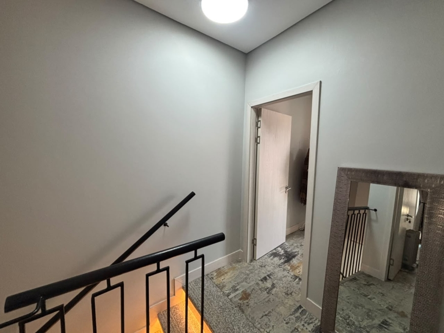 To Let 2 Bedroom Property for Rent in Alphen Park Gauteng