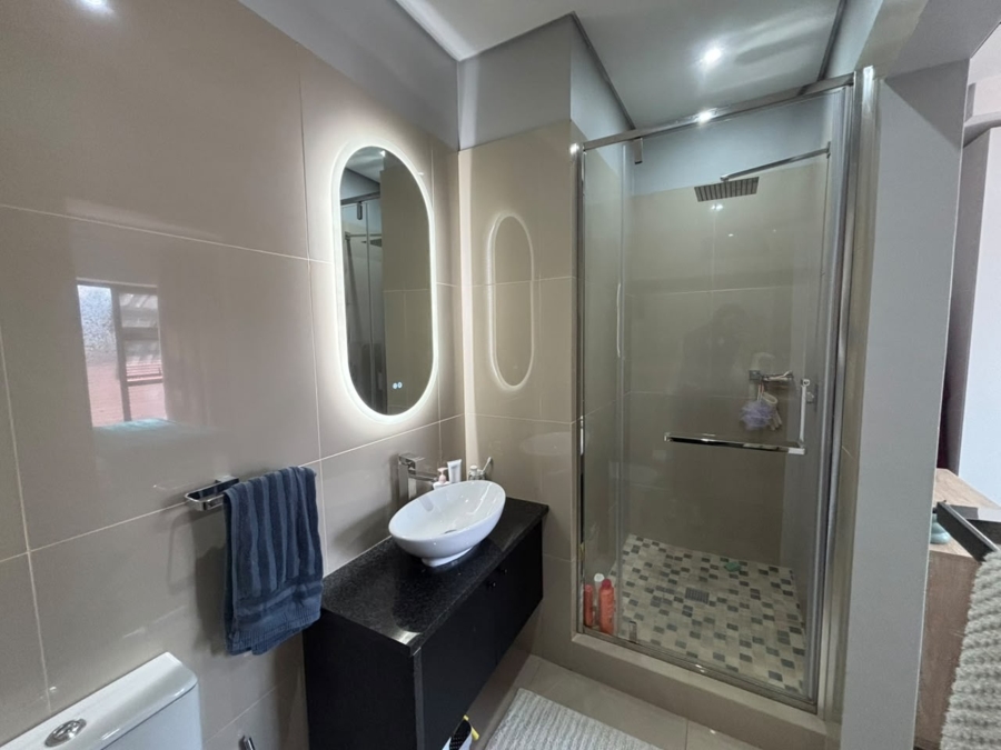 To Let 2 Bedroom Property for Rent in Alphen Park Gauteng