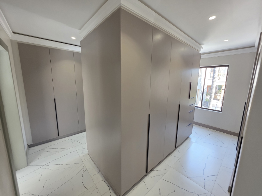 4 Bedroom Property for Sale in Waterkloof Ridge Gauteng